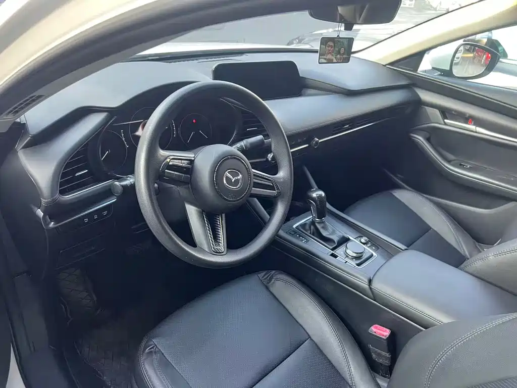 Mazda 3 Axela — миниатюра 7