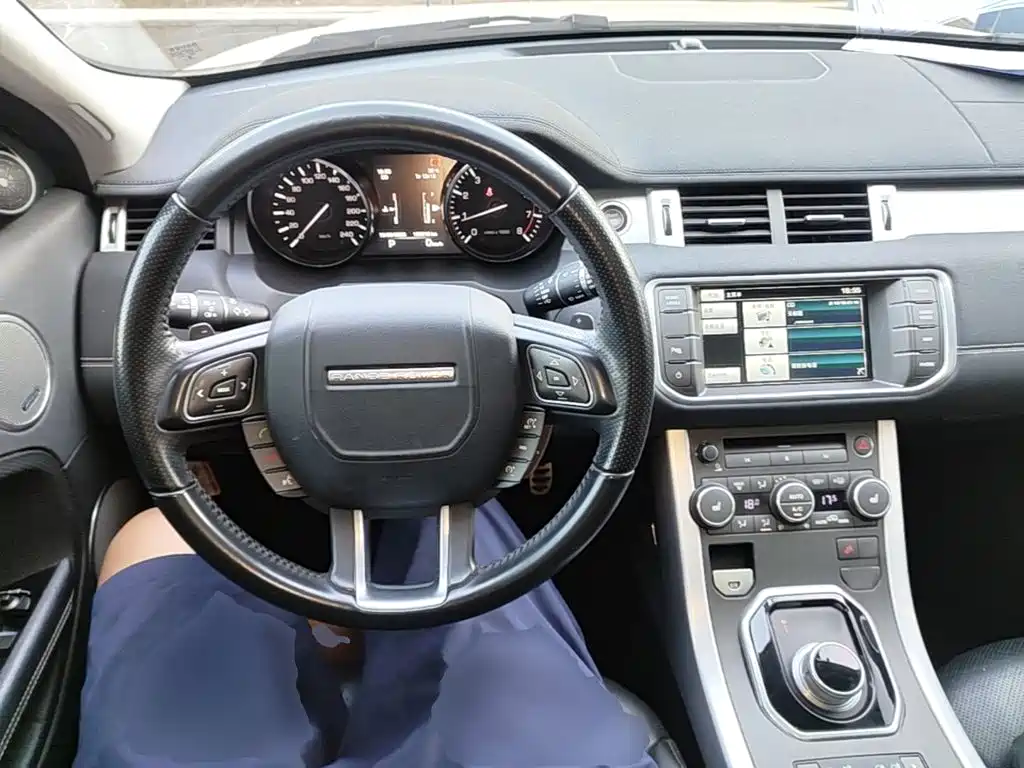 Land Rover Evoque (Import) — миниатюра 10