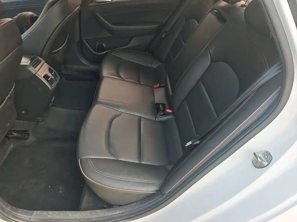 Hyundai Sonata — миниатюра 17