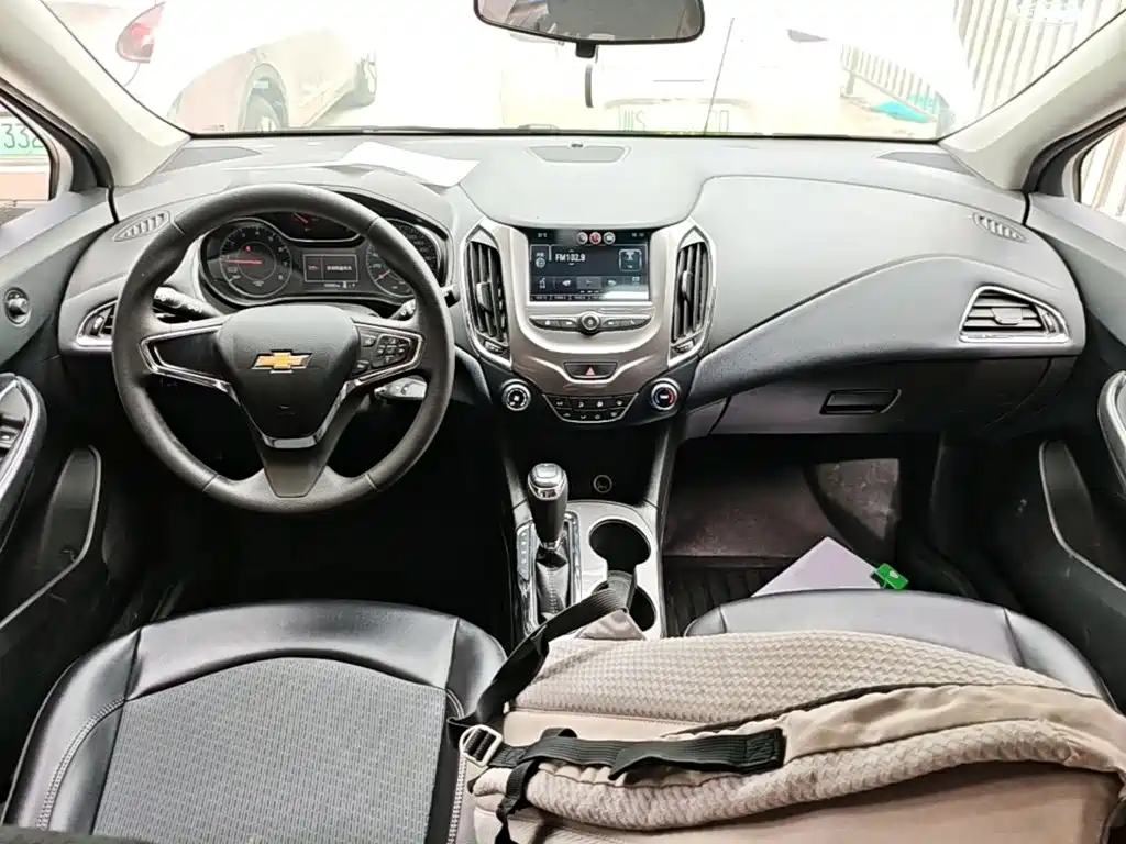Chevrolet Cruze — миниатюра 10