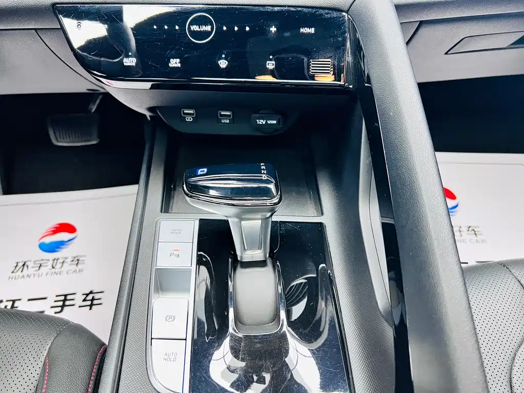 Hyundai Elantra — миниатюра 18
