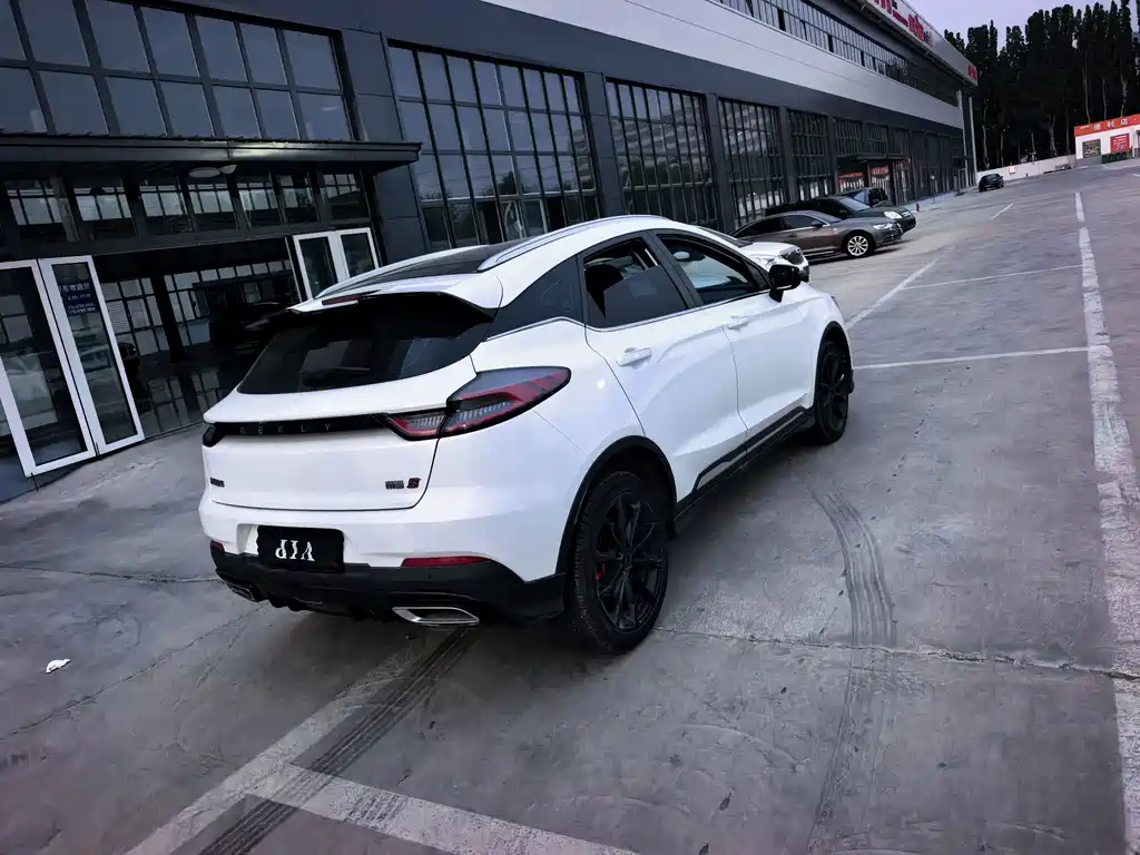 Geely Emgrand S — миниатюра 11