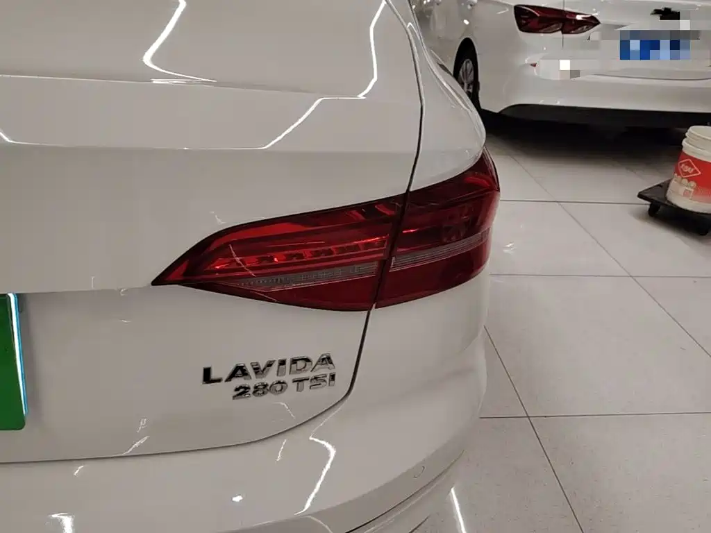 Volkswagen Lavida — миниатюра 8