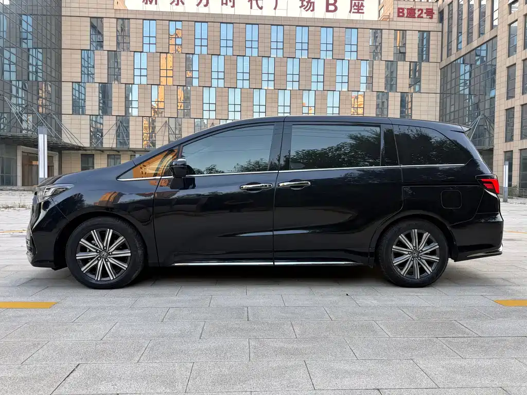 Honda Odyssey — миниатюра 4