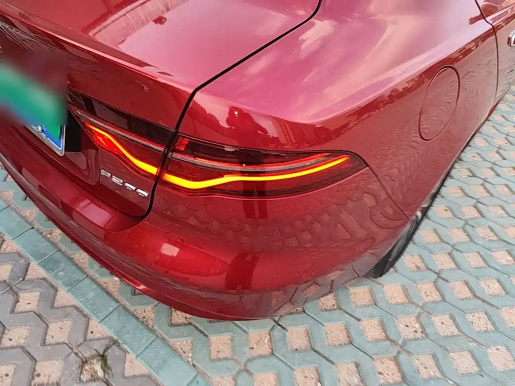 Jaguar XEL — миниатюра 8