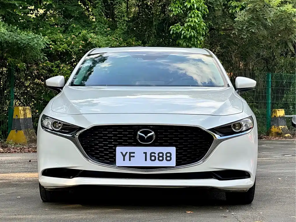 Mazda 3 Axela — миниатюра 2