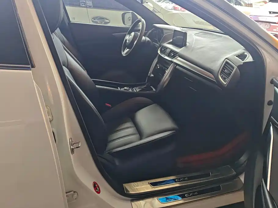 Mazda CX-4 — миниатюра 8