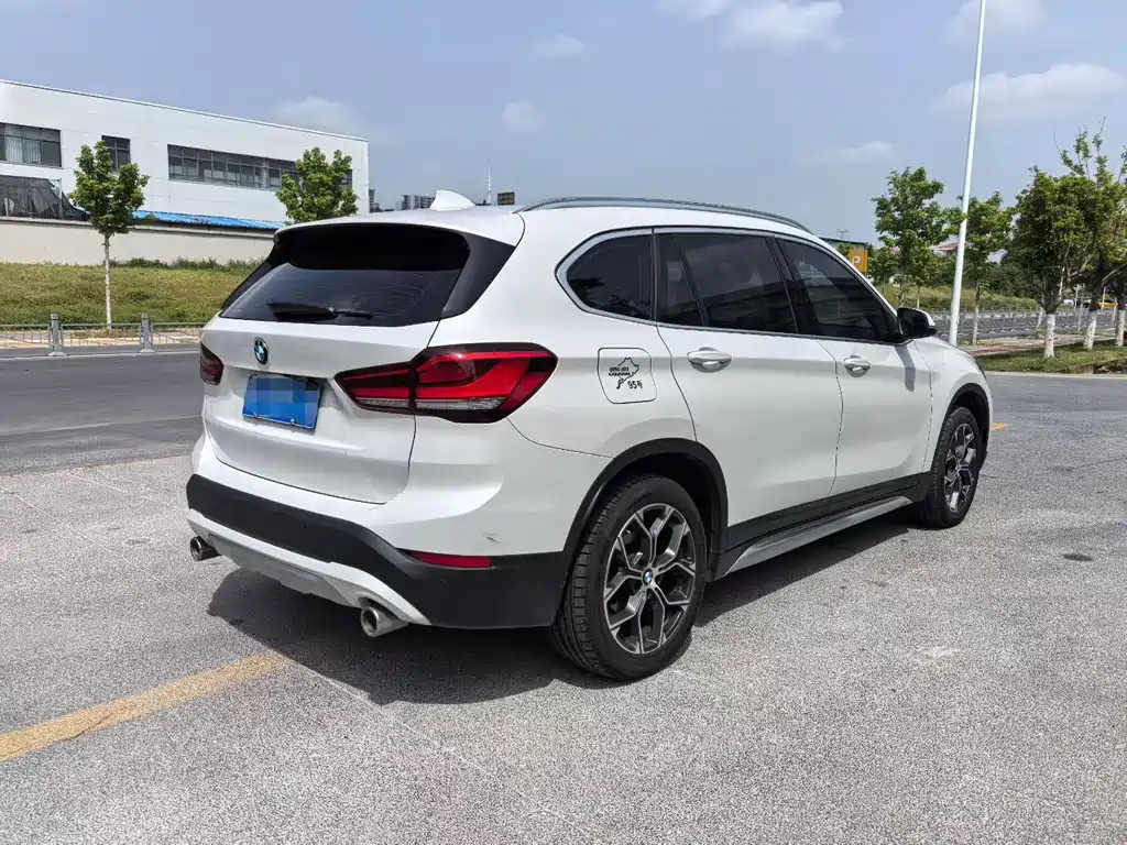 BMW X1 — миниатюра 7