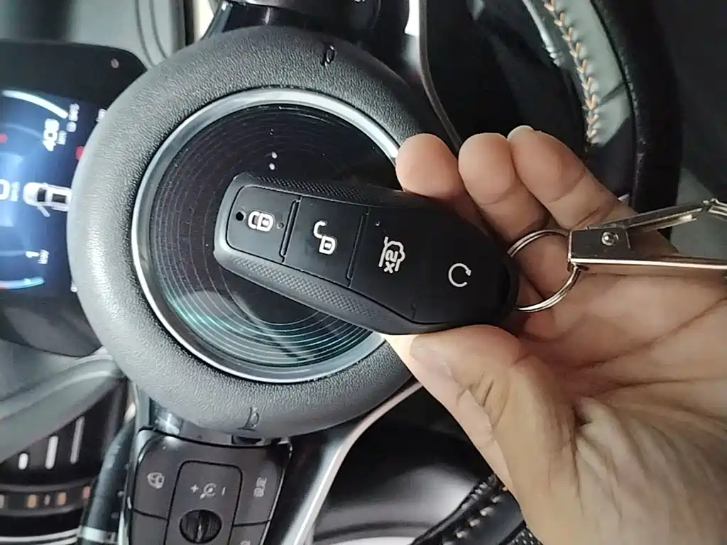 BYD Yuan Plus — миниатюра 9