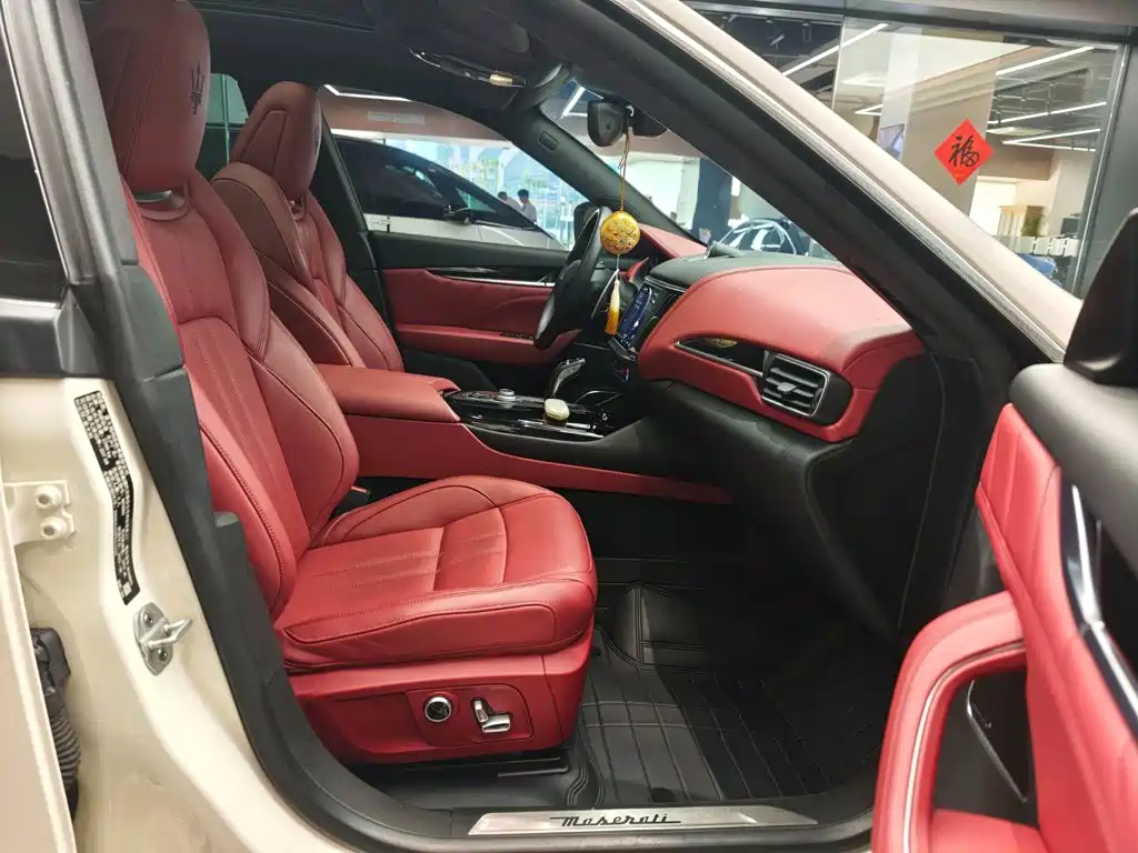Maserati Levante — миниатюра 11