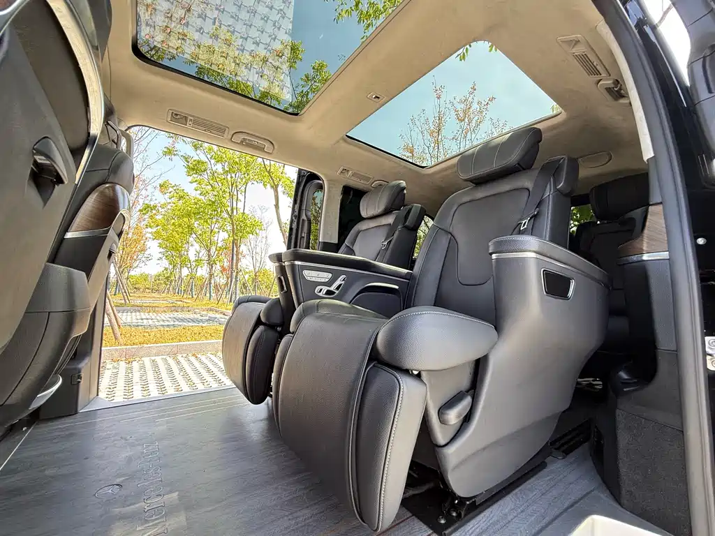 MERCEDES-BENZ V CLASS