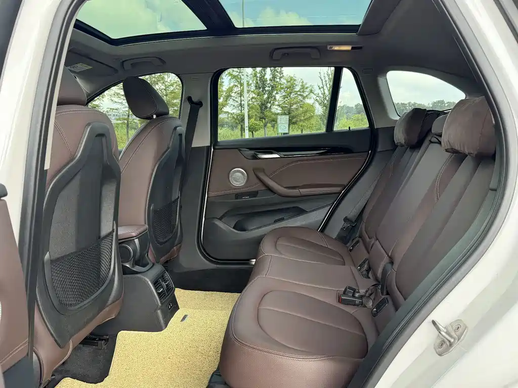 BMW X1 — миниатюра 11