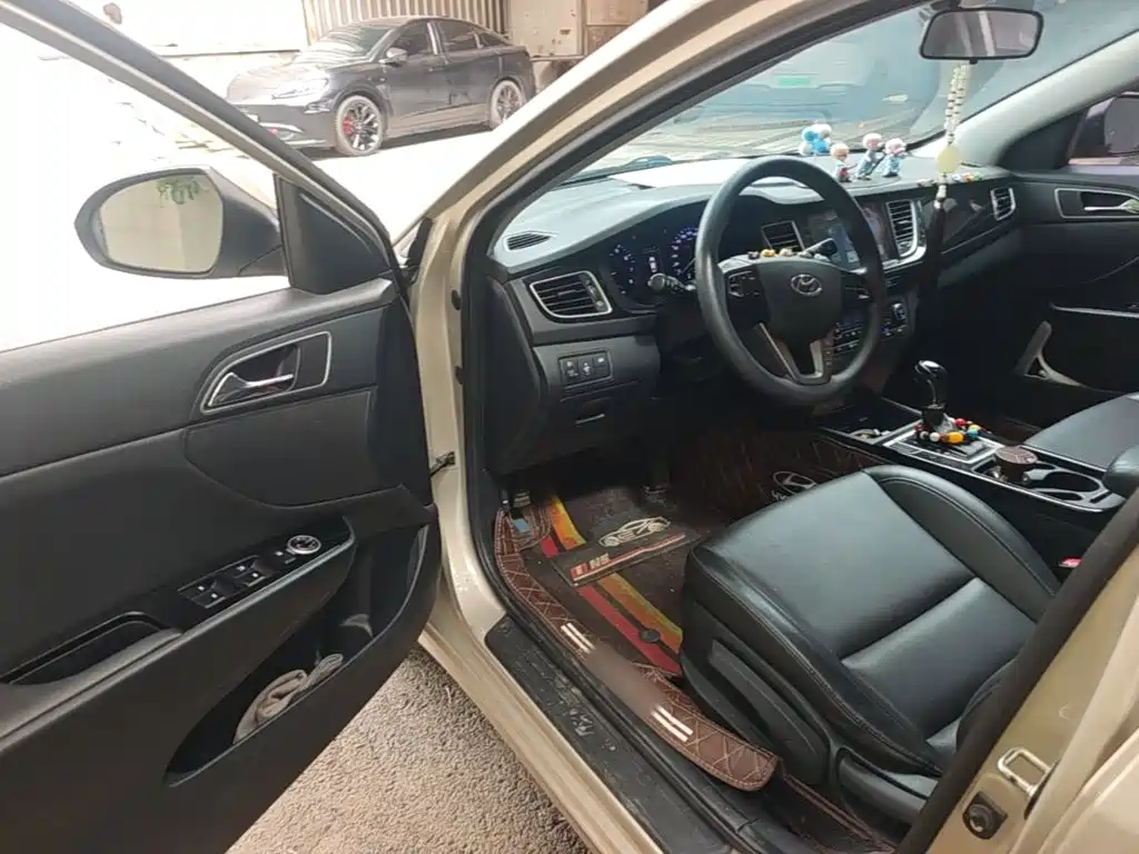 Hyundai Mistra — миниатюра 21