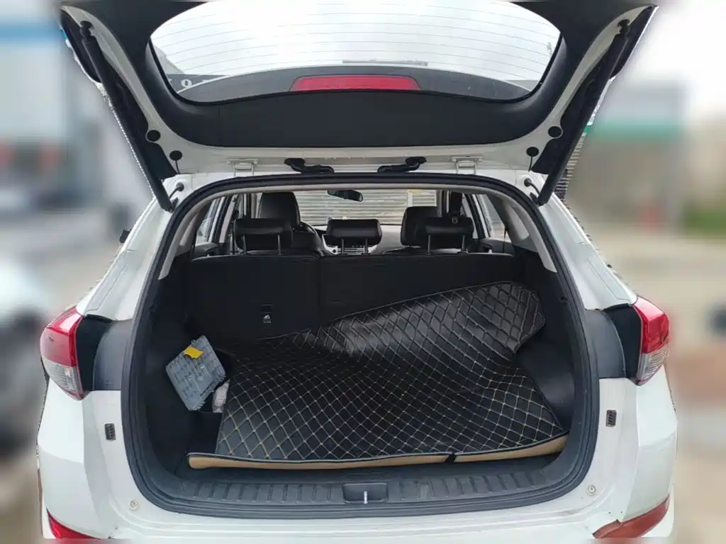 Hyundai Tucson — миниатюра 24
