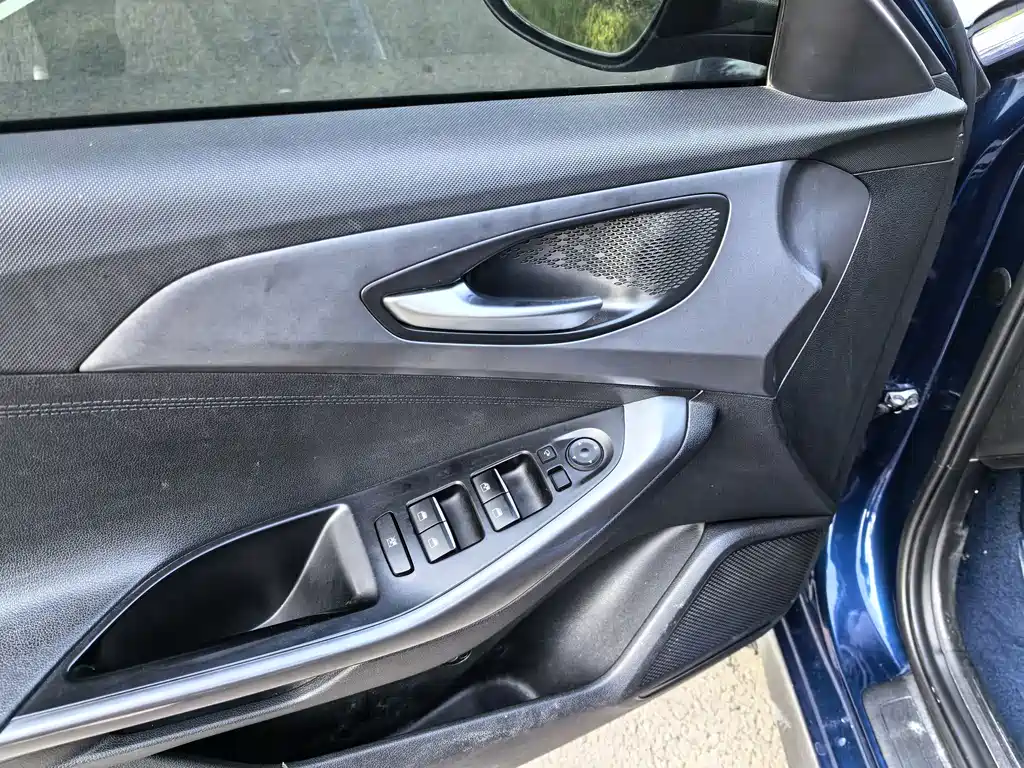 Hyundai Fista — миниатюра 6