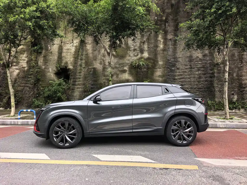 Changan UNI-T 2020 1.5T Luxury