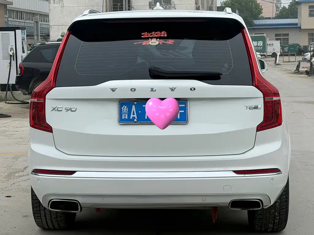 Volvo XC90 — миниатюра 8
