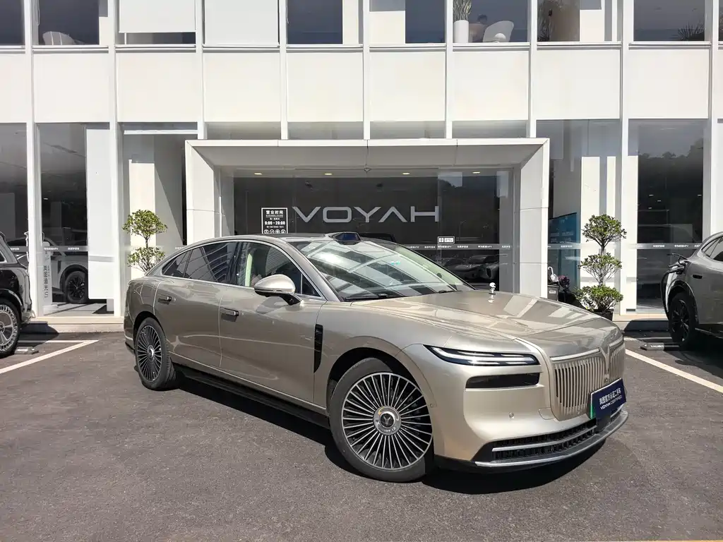 VOYAH Passion L — миниатюра 3