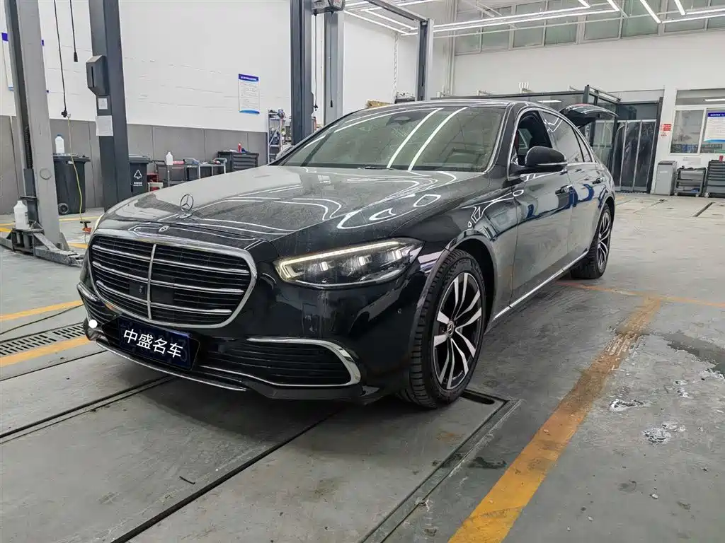 Mercedes-Benz S-Class 2023