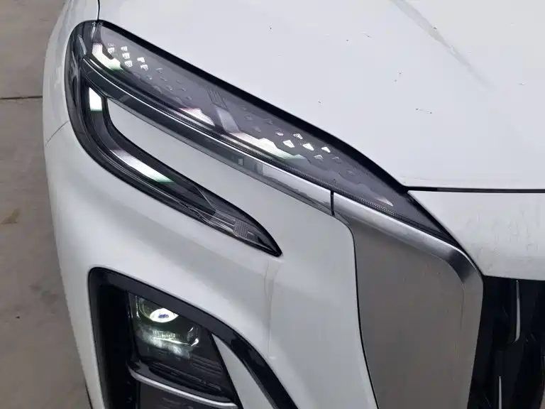 Hongqi Hongqi HS3 — миниатюра 24