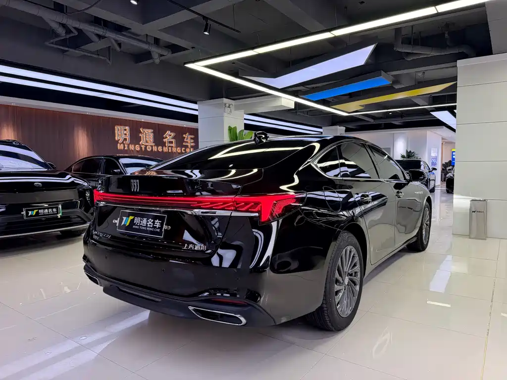 Buick LaCrosse — миниатюра 5