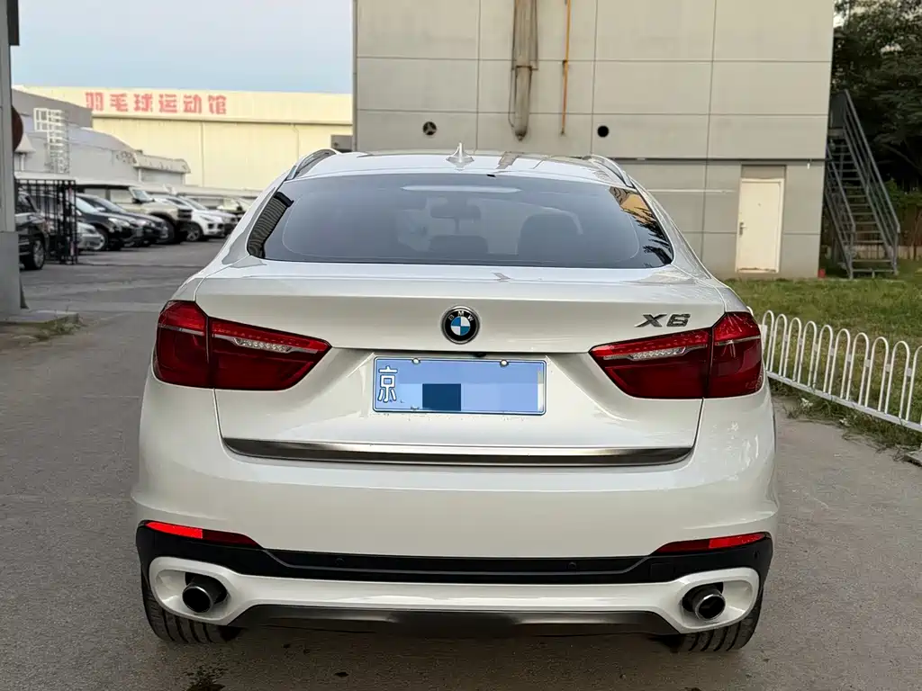 BMW X6 — миниатюра 11