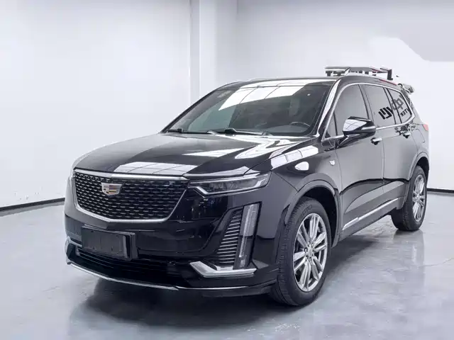 CADILLAC XT6