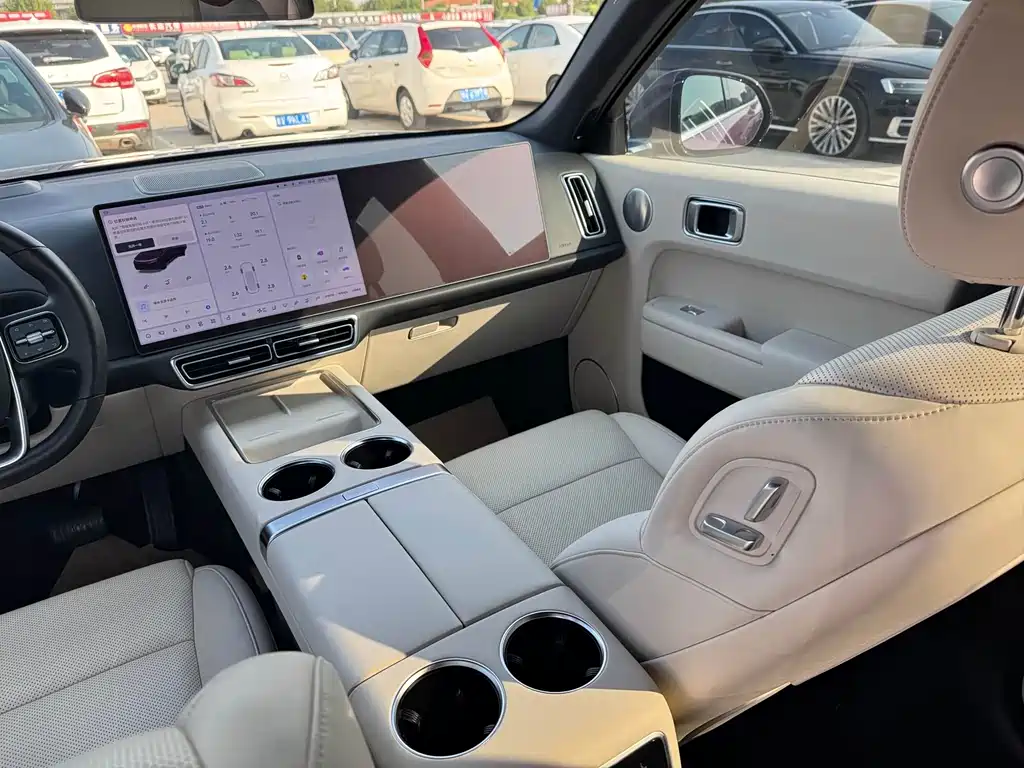 Li Auto Li L9 — миниатюра 16