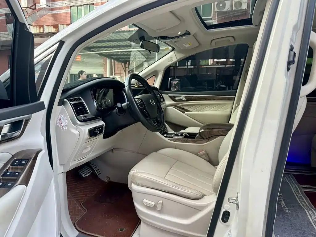 GAC Motor Trumpchi M8 — миниатюра 5