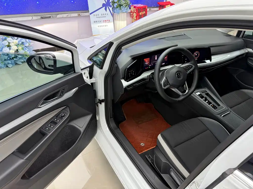 Volkswagen Golf — миниатюра 9