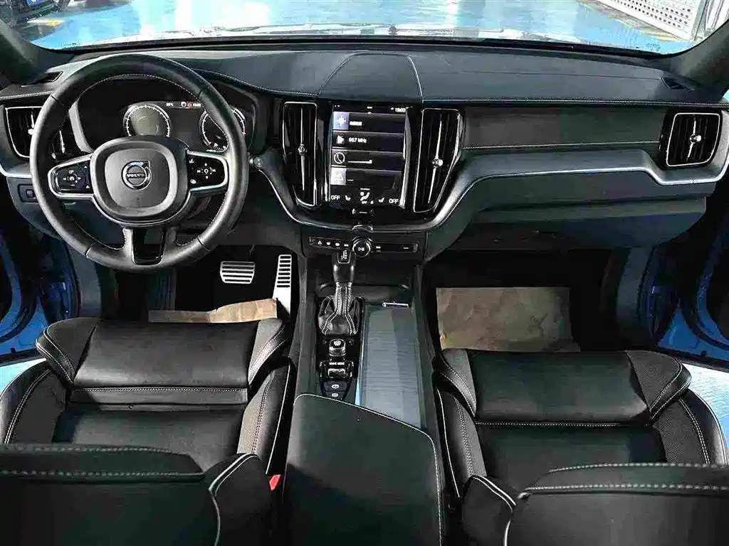 Volvo XC60 — миниатюра 6