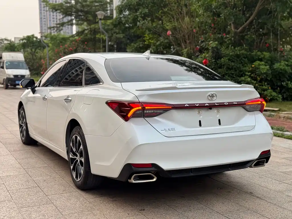Toyota Avalon 2023 2.0L Luxury