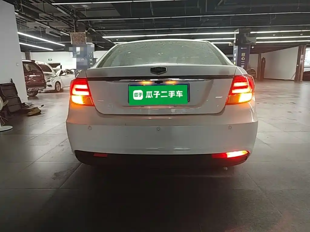 Geely Vision — миниатюра 6