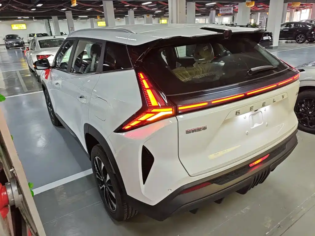 Geely Boyue — миниатюра 5