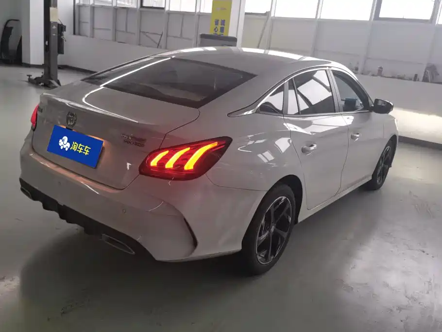 MG MG5 — миниатюра 3