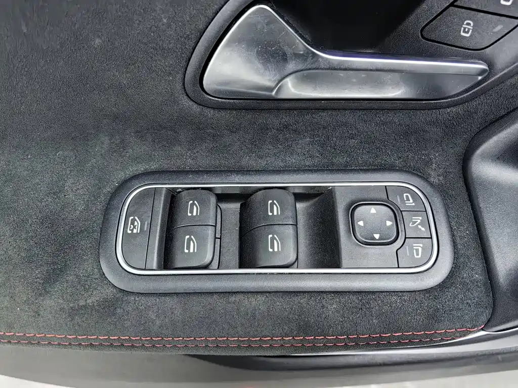 Mercedes-Benz CLA (Import) — миниатюра 9
