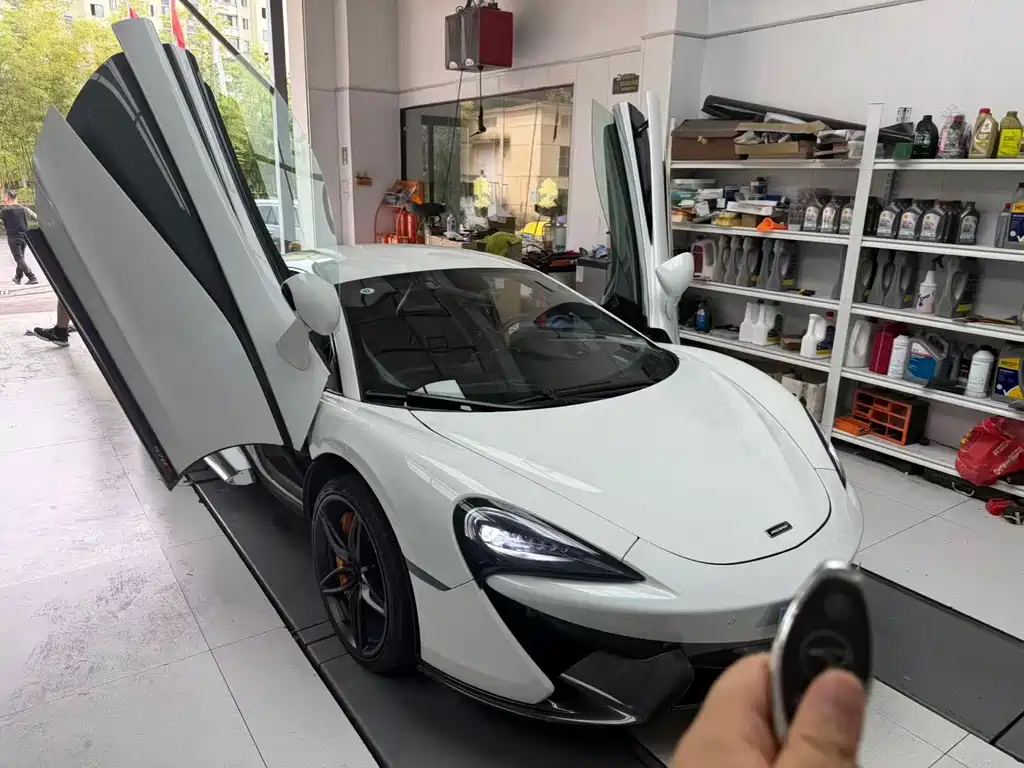 McLaren 570 — миниатюра 9