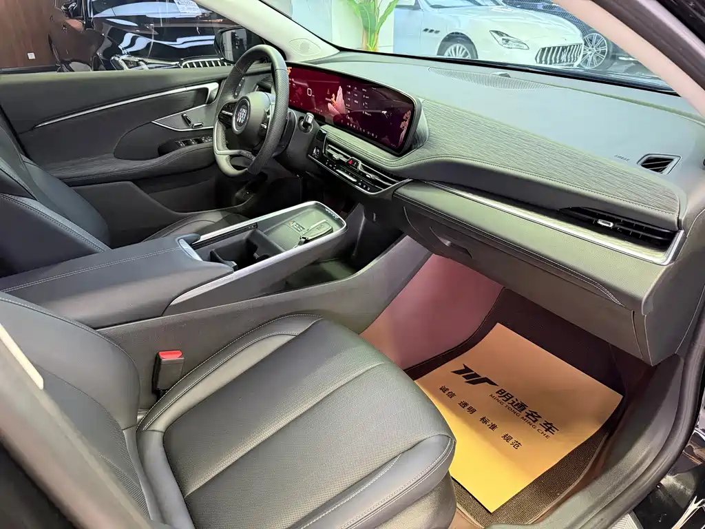 Buick LaCrosse — миниатюра 9