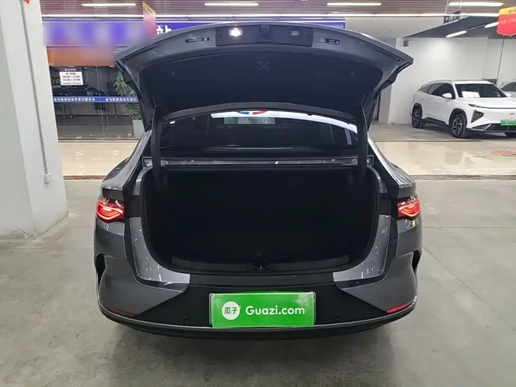 BYD Qin L — миниатюра 19
