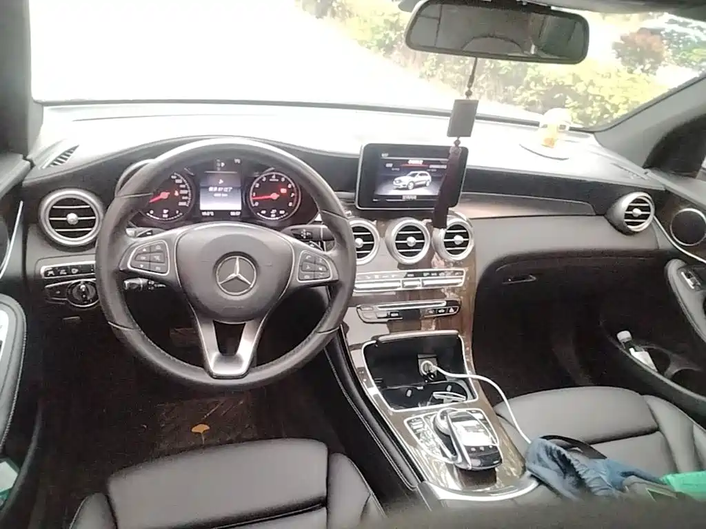 Mercedes-Benz GLC — миниатюра 10