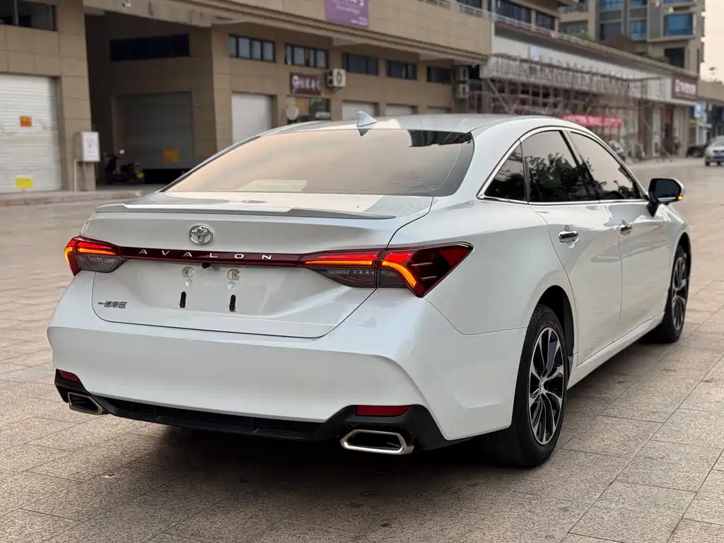 Toyota Avalon 2023 2.0L Luxury