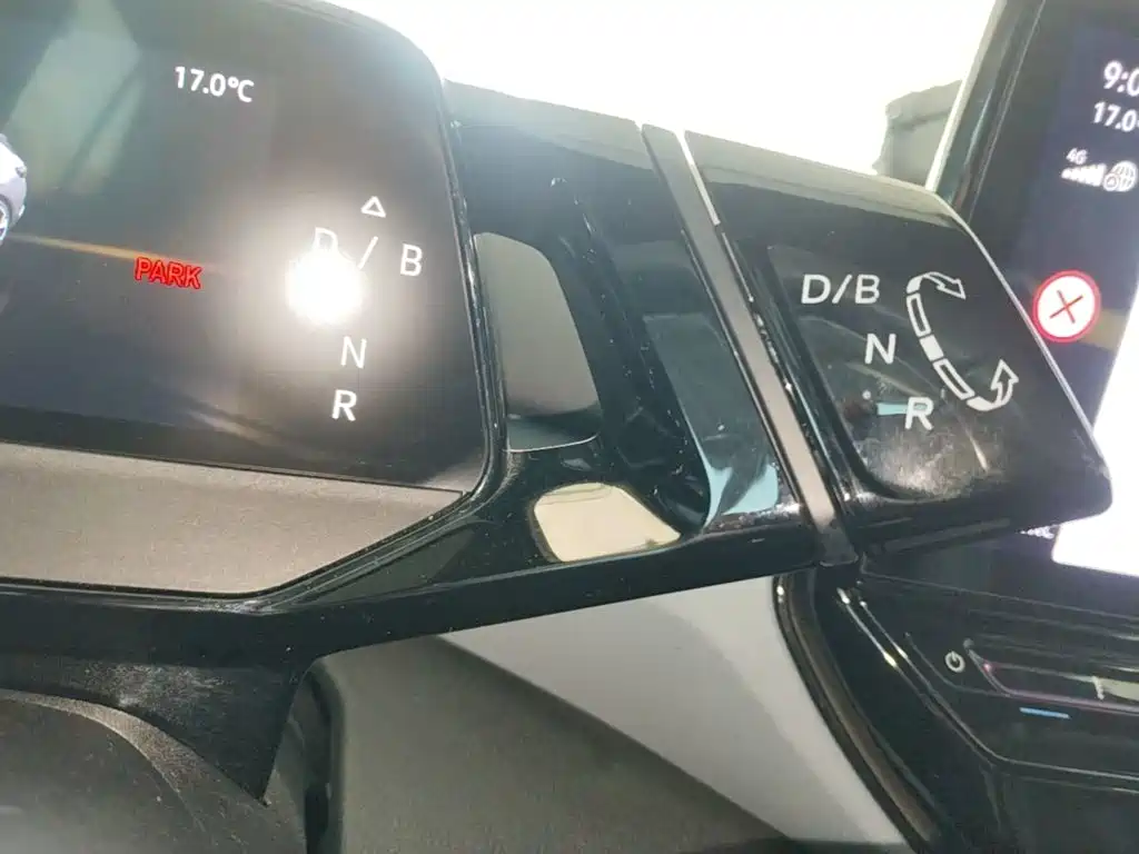 Volkswagen ID.4 X — миниатюра 14