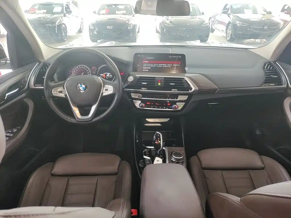 BMW X3 — миниатюра 10
