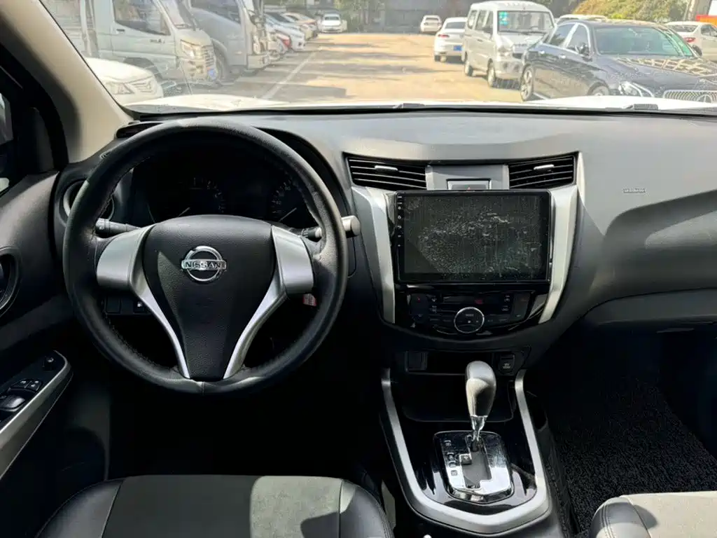 Nissan Navara — миниатюра 4