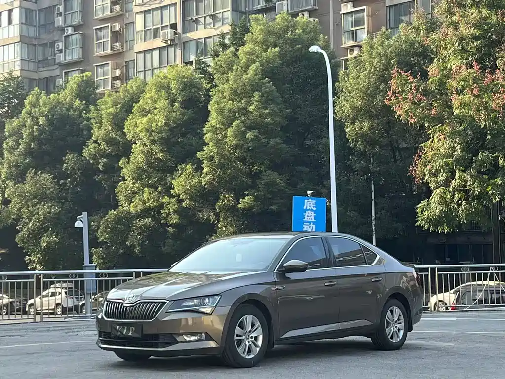 Skoda Superb