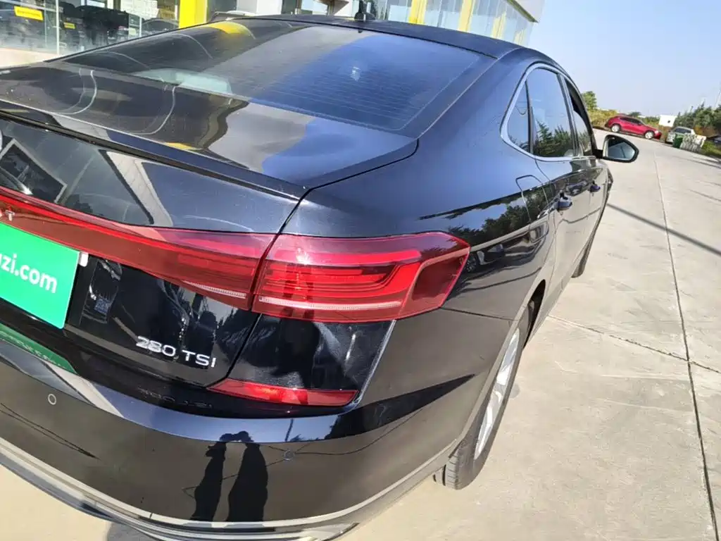 Volkswagen Passat — миниатюра 8