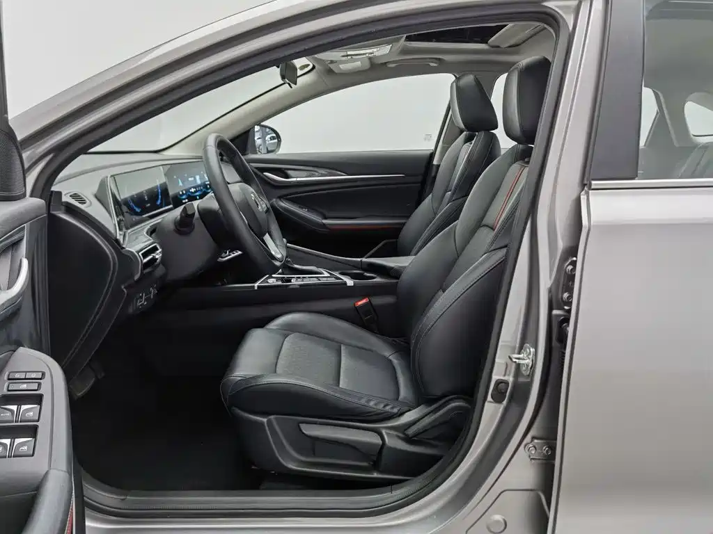 Changan Eado — миниатюра 10