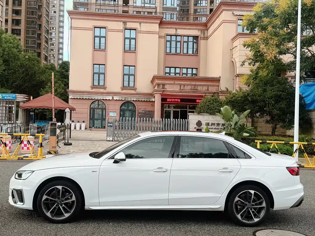 Audi A4L — миниатюра 4