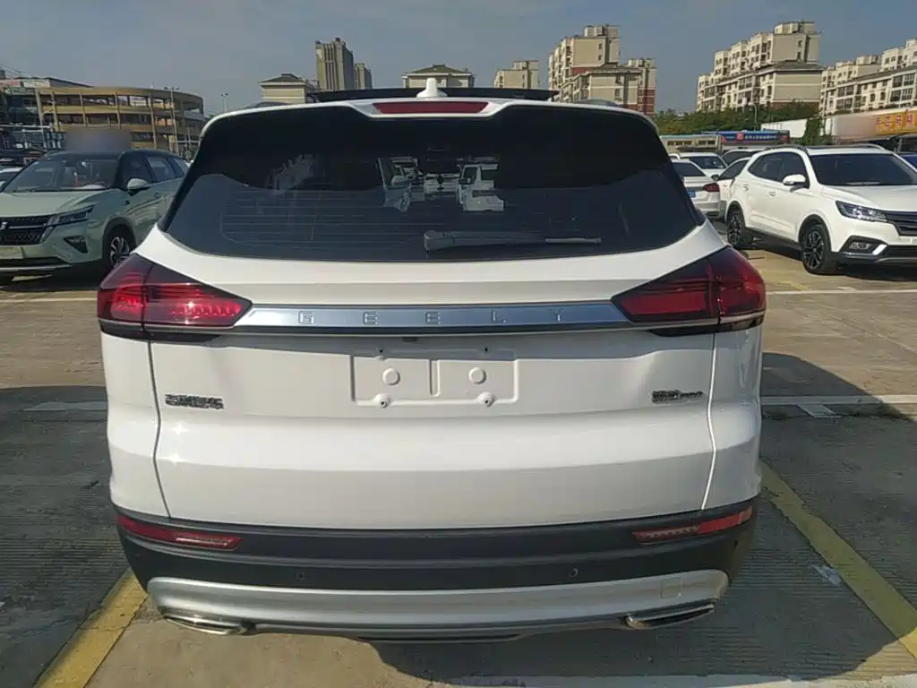Geely Boyue — миниатюра 6