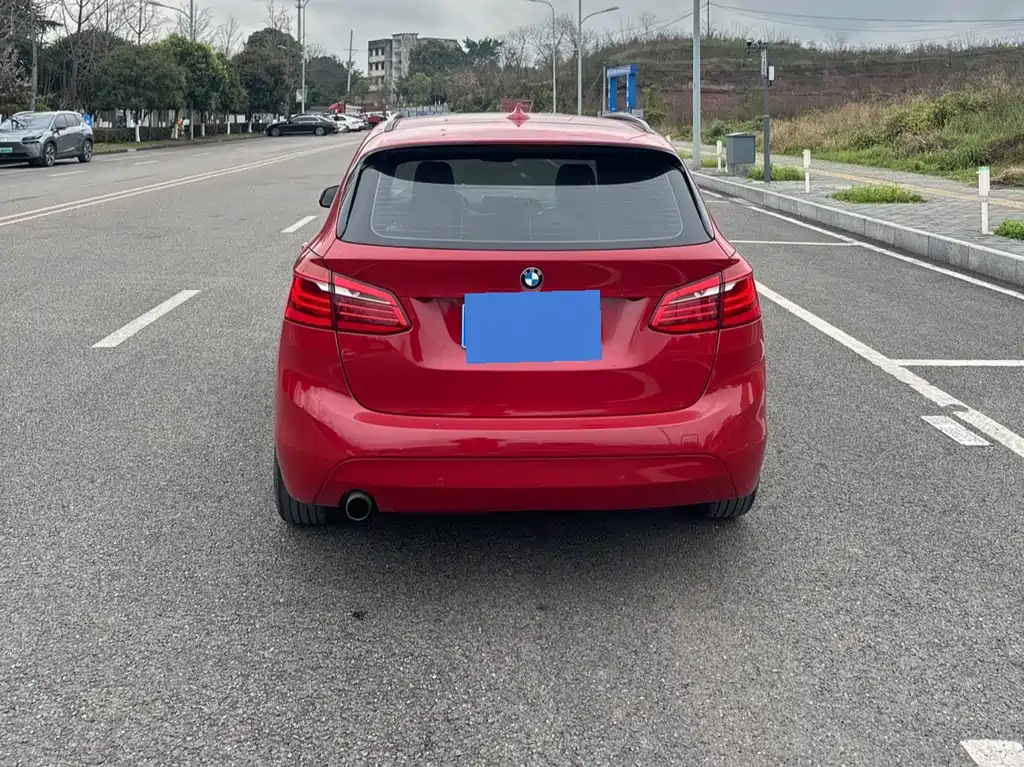 BMW 2 SERIES STATION WAGON